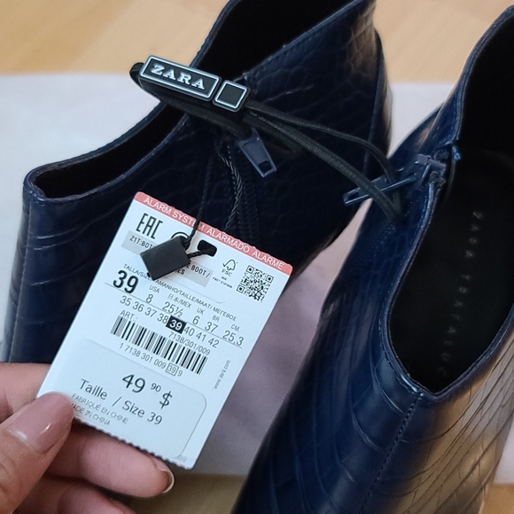 Zara - Heel booties - Picture 4 of 8